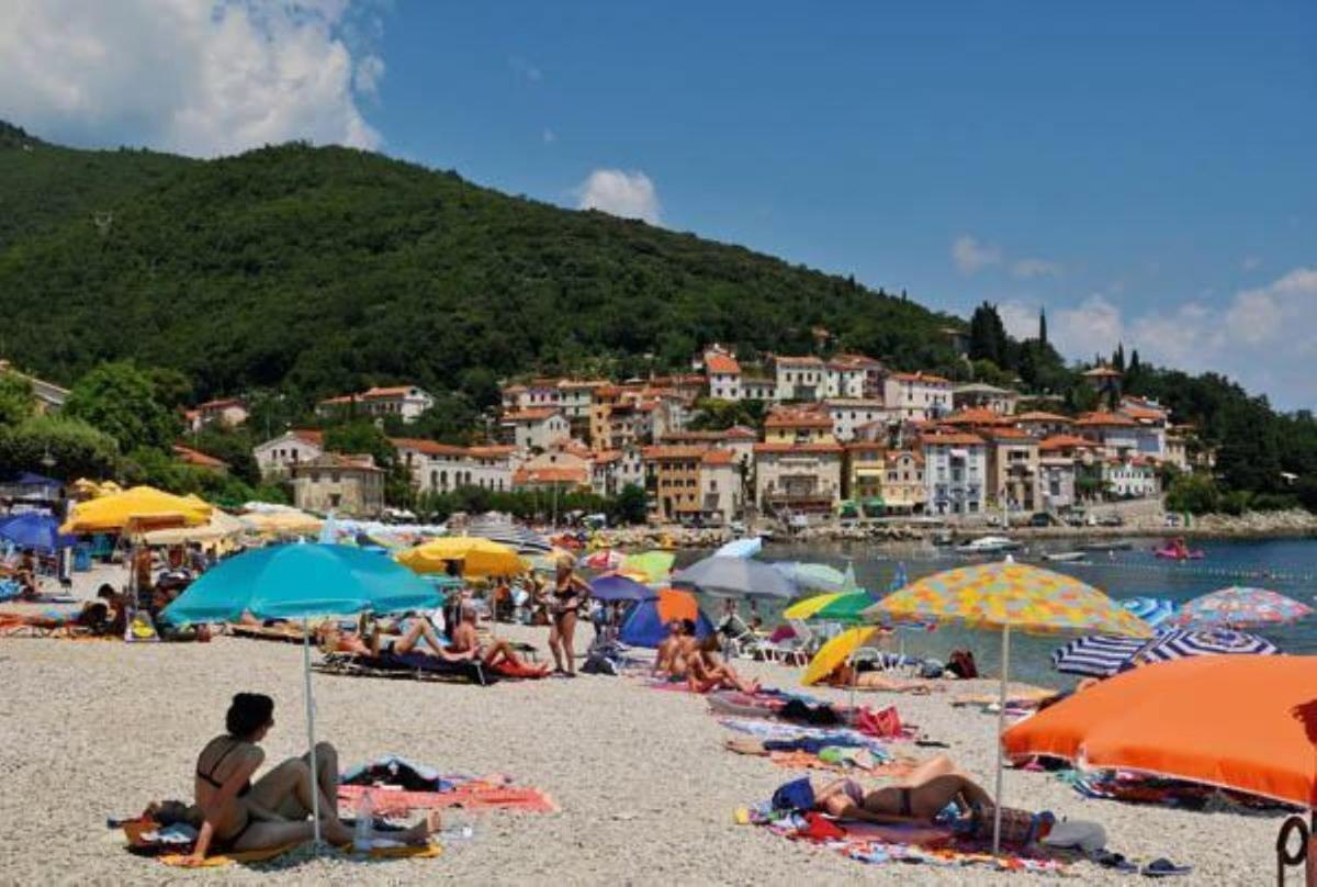 Apartments Near The Beach, With Terraces And Seaview At House B. Mošćenička Draga Exteriör bild