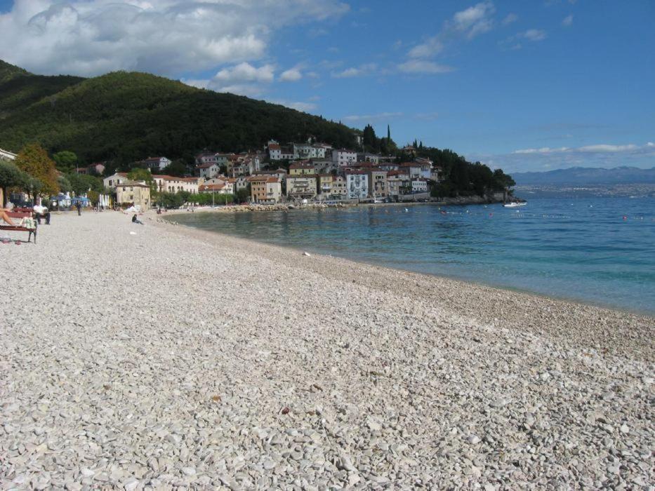 Apartments Near The Beach, With Terraces And Seaview At House B. Mošćenička Draga Exteriör bild