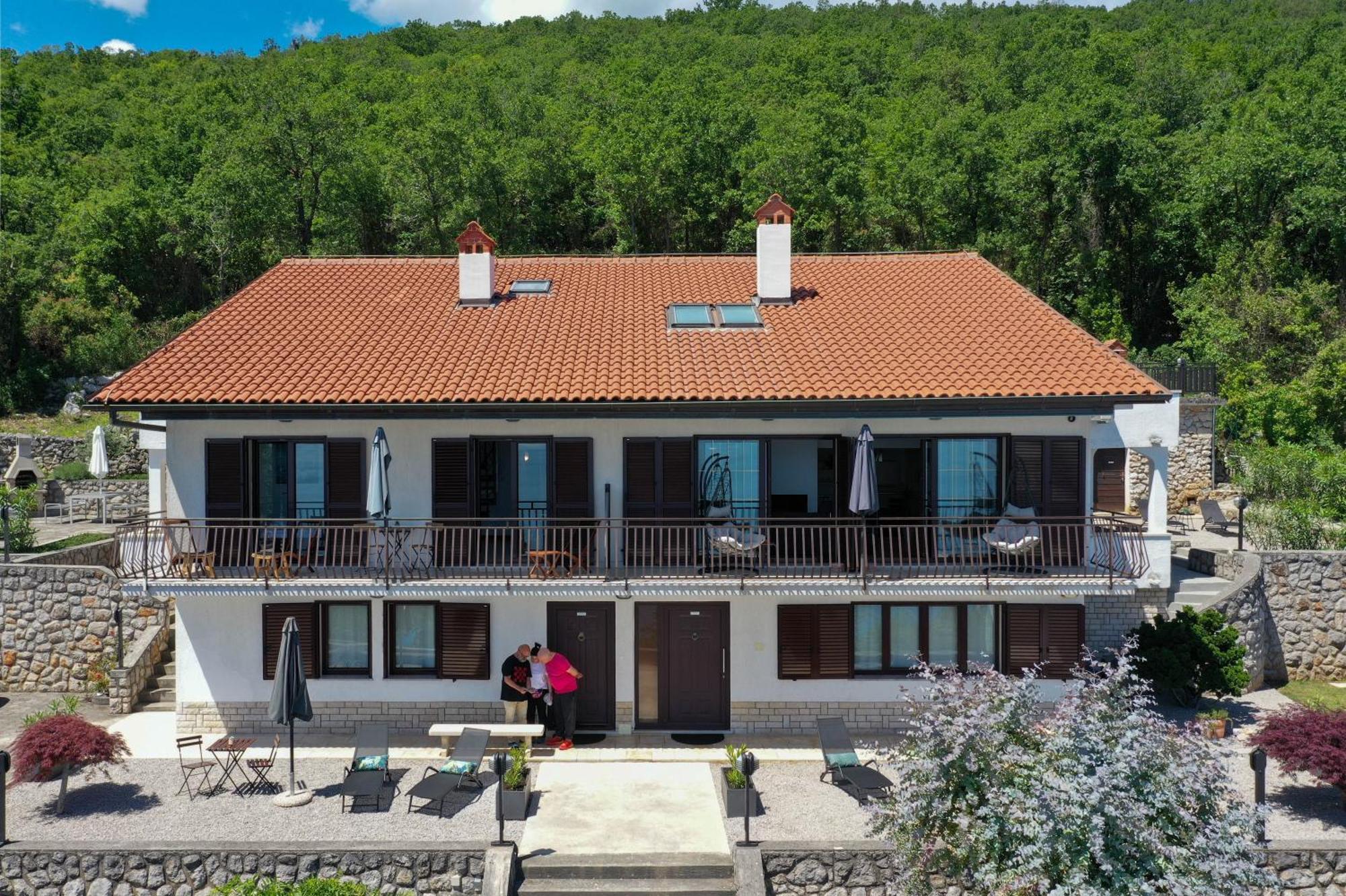 Apartments Near The Beach, With Terraces And Seaview At House B. Mošćenička Draga Exteriör bild