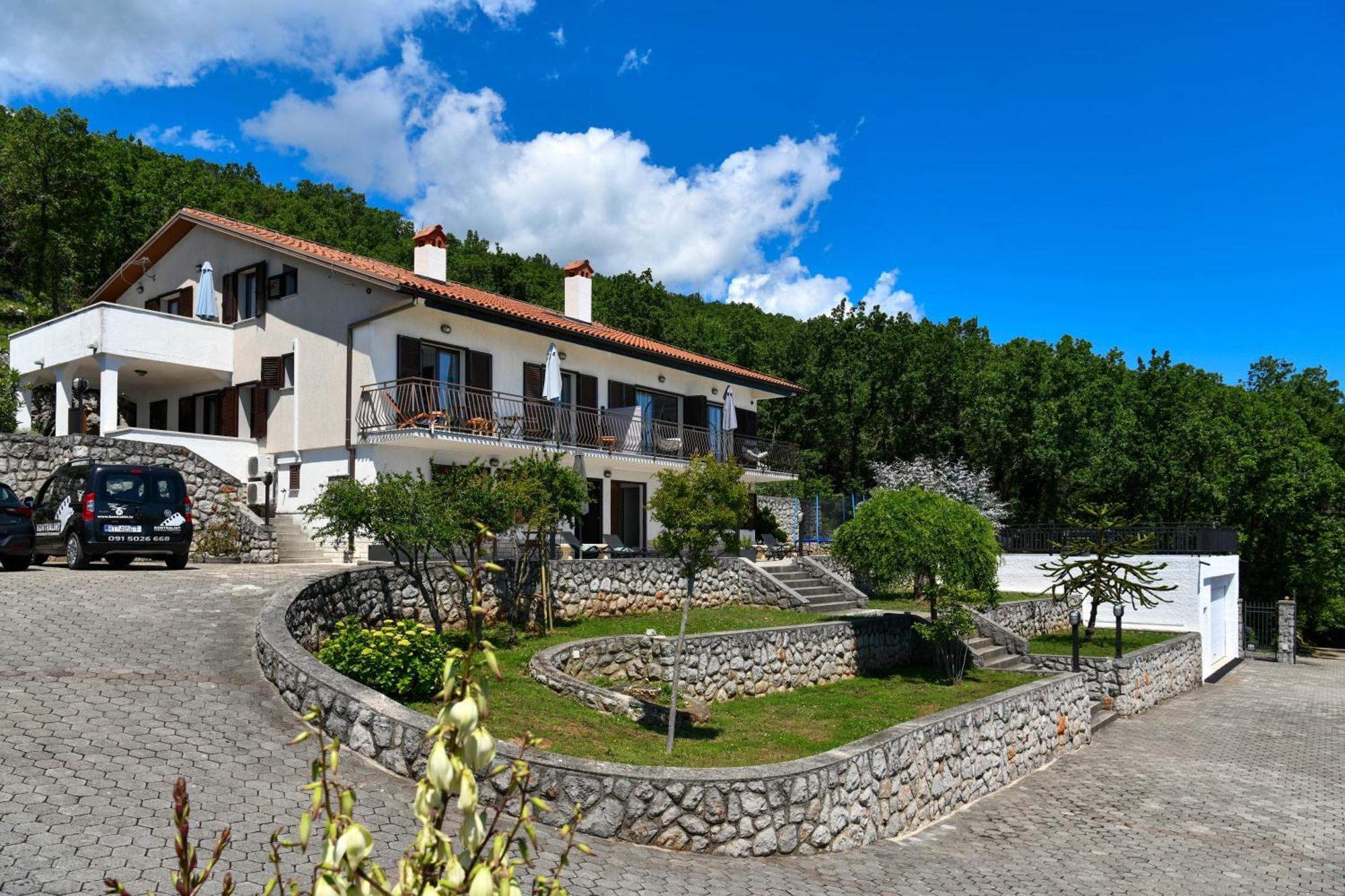 Apartments Near The Beach, With Terraces And Seaview At House B. Mošćenička Draga Exteriör bild